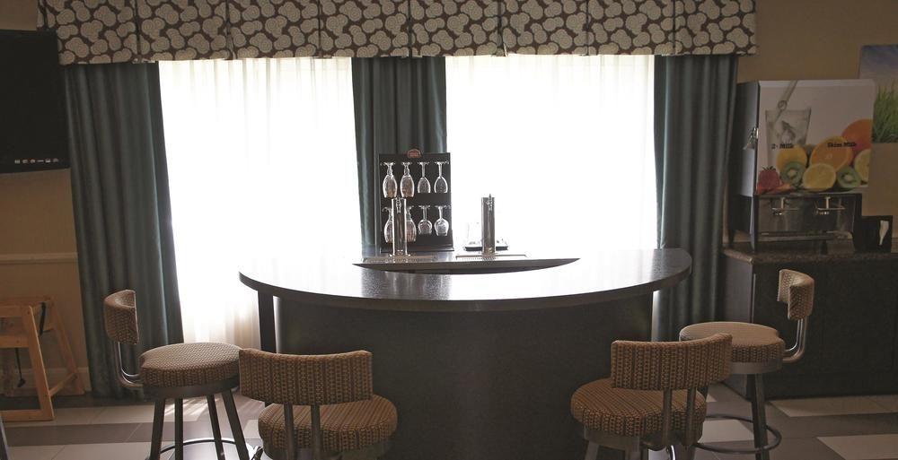 La Quinta By Wyndham Columbus - Edinburgh Ξενοδοχείο Εξωτερικό φωτογραφία